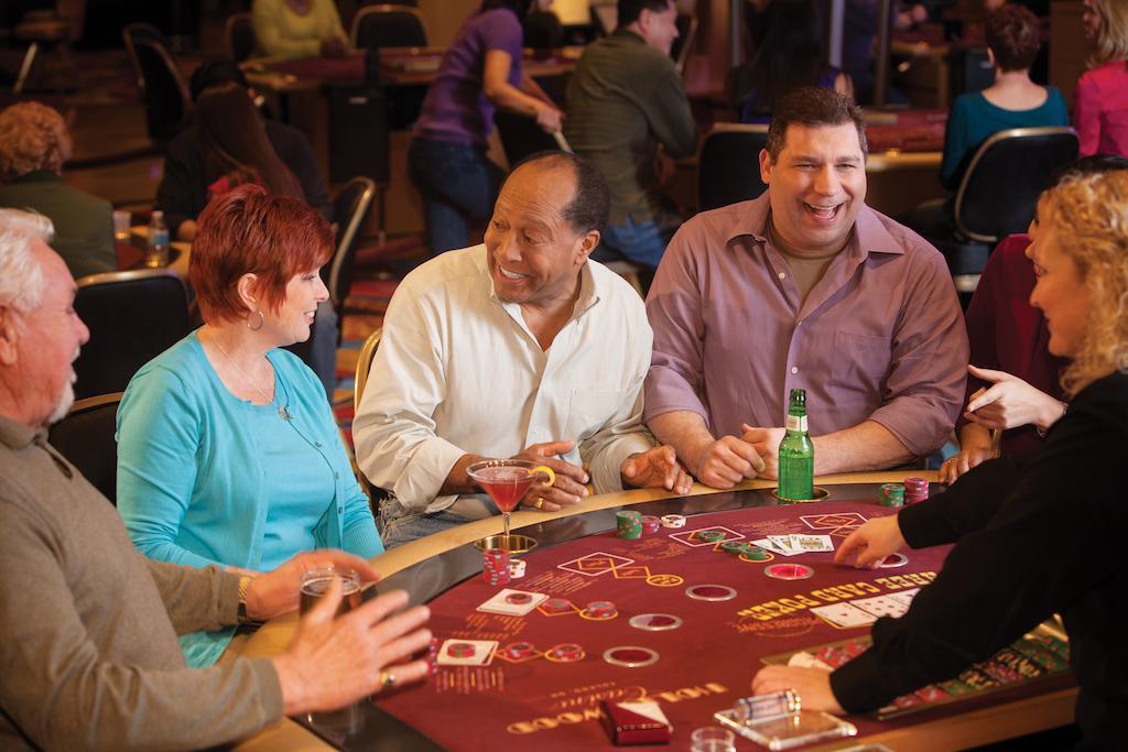 Hollywood Casino Joliet Hotel Extérieur photo