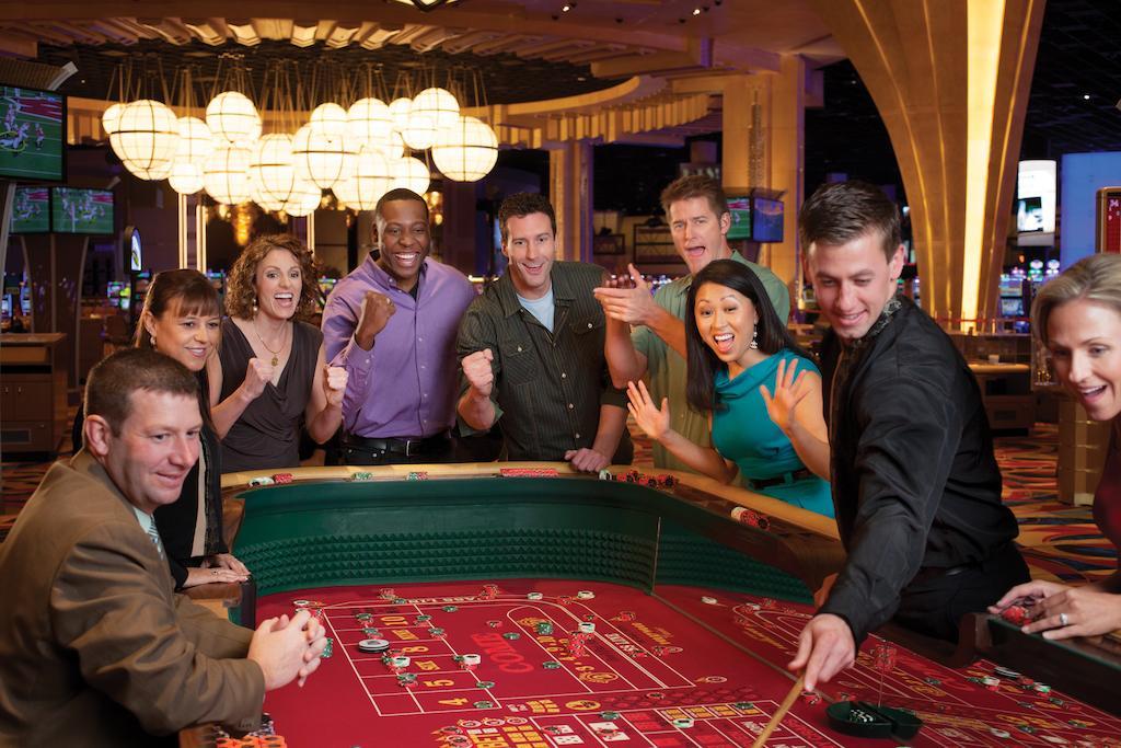 Hollywood Casino Joliet Hotel Extérieur photo